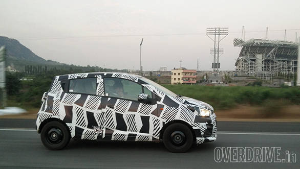 Spied: 2017 Chevrolet Beat spotted testing in India 2017 Chevrolet Beat spied (3)