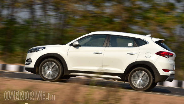 Hyundai_Tuscon010