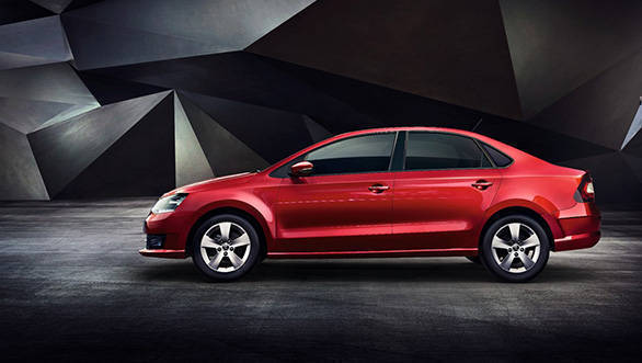 Skoda has offered a fresh alloy wheel design, however, these look similar to the ones on the outgoing car