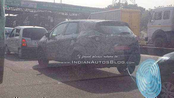 Renault Kaptur spied (1)