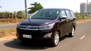 2016 Toyota Innova Crysta Petrol road test review - Video
