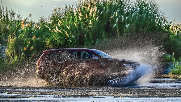 Off-roading with the new Ford Endeavour in Philippines Ford Off-roading Adventure (5)