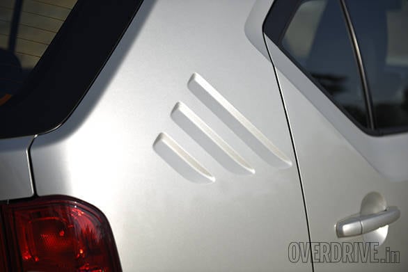 The progressive traid, as Suzuki calls it, helps fill up the empty space between the rear windows and the tailgate. It's design cue inspired by the Suzuki Cervo, a two-door coupe from the early 70s