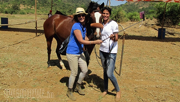 24--Participants-Sherbanoo-and-Laxmi.-Girls-just-wanna-have-fun