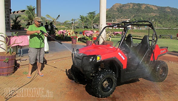 26-Bob-also-found-time-to-give-the-RZR-a-bath-with-a-very-useful-Bosch-home-car-washer