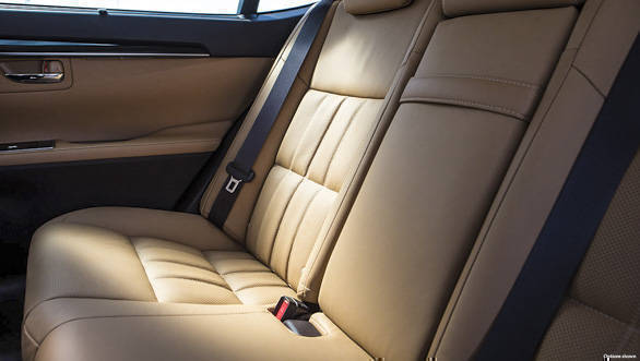 Lexus ES 300h (12)