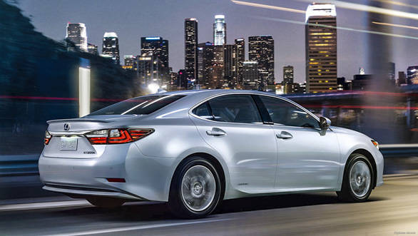 Lexus ES 300h (21)