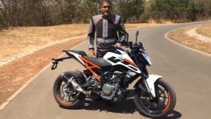 2017 KTM 250 Duke quick walkaround