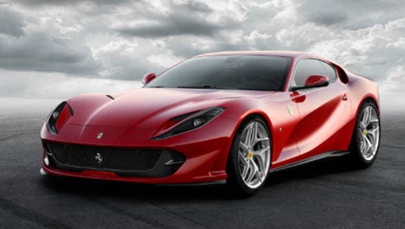 Ferrari 812 Superfast (11)