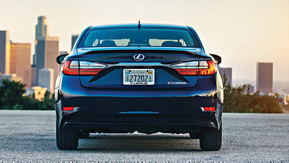 Lexus ES 300h (4)