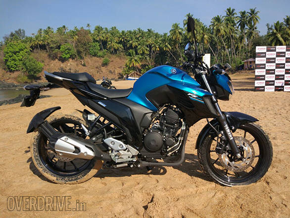 Yamaha FZ25 (4)