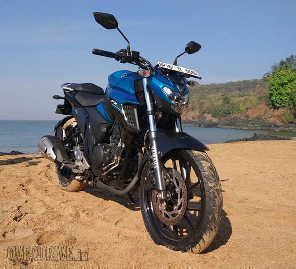 Yamaha FZ25 (7)