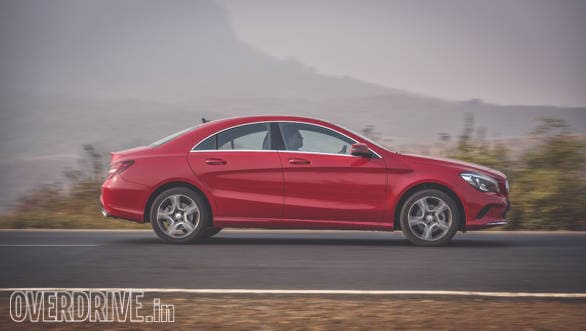 Audi A3 Petrol vs Mercedes CLA 200 (137)