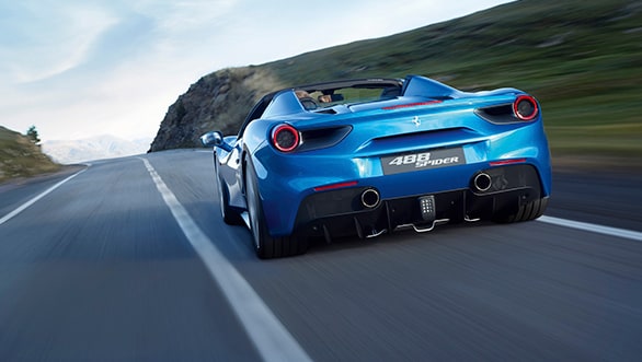 Ferrari 488 Spider (3)
