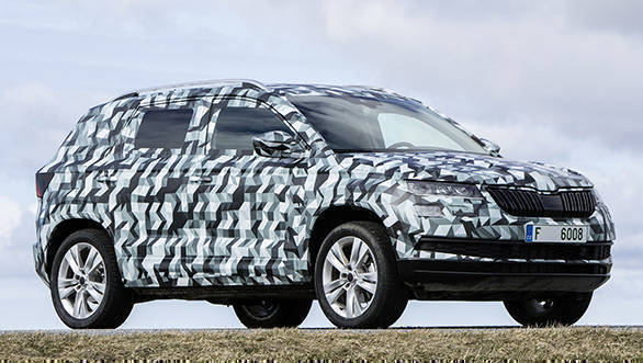 Skoda Karoq SUV (2)