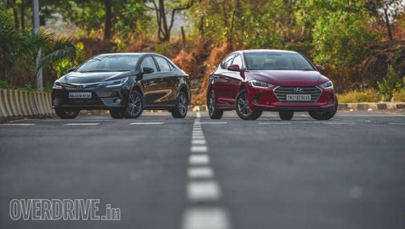 Toyota Corolla vs Hyundai Elantra 2 (9)
