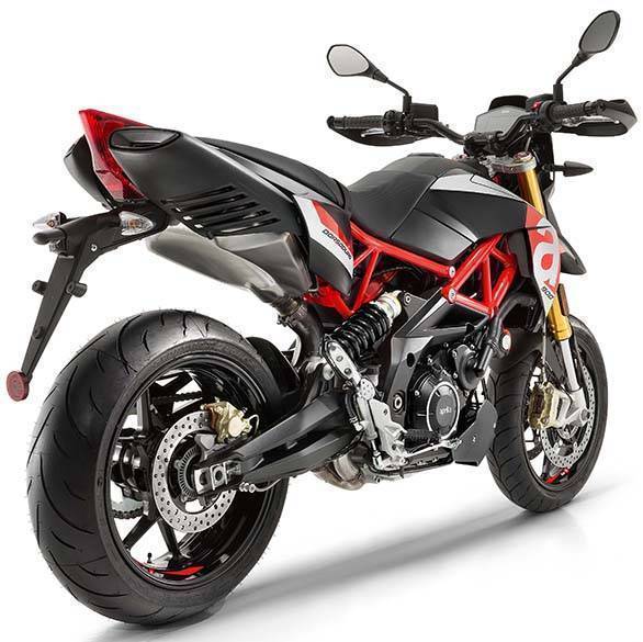 2017 Aprilia Dorsoduro 900 (4)