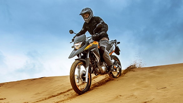 2017 Honda XRE 300 (1)