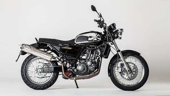 Jawa states that the 2017 Vintage 660 weighs 198kg