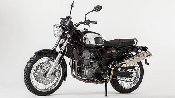 The 2017 Jawa 660 Vintage too pays a tribute to the Type 634 but features a Scrambler design theme