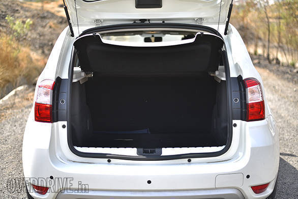 2017 Nissan Terrano (19)