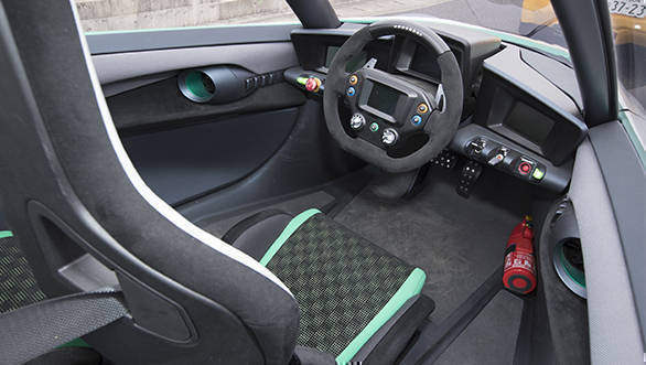 Experience: Nissan future mobility concepts Nissan Intelligent Power_LEAF NISMO RC3-5