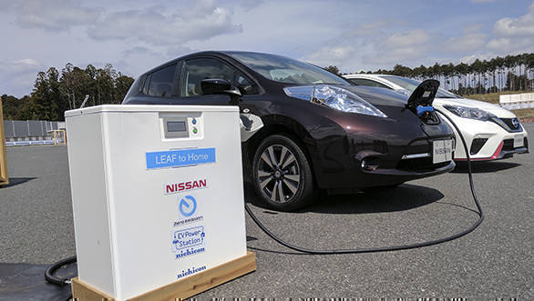 Experience: Nissan future mobility concepts Nissan Intelligent Power_LEAF NISMO RC3-9