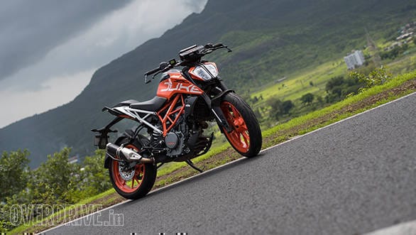 KTM 390 Duke 2017 (1)
