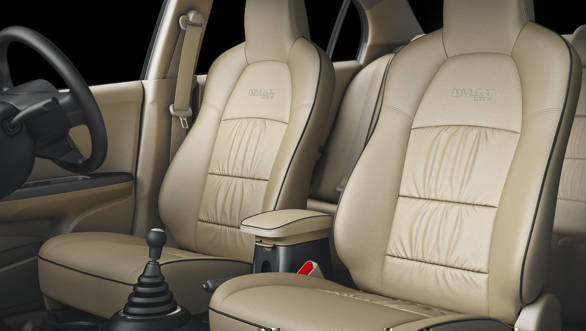 HONDA_AMAZE_PRIVILEGE_EDITION_FRONT-3-6TH-SHOT