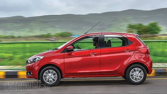 Maruti Suzuki Celeri AMT vs Tata Tiago AMT (4)