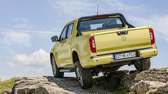 Production-ready Mercedes-Benz X-Class pick-up unveiled in Germany Mercedes-Benz X-Class-6
