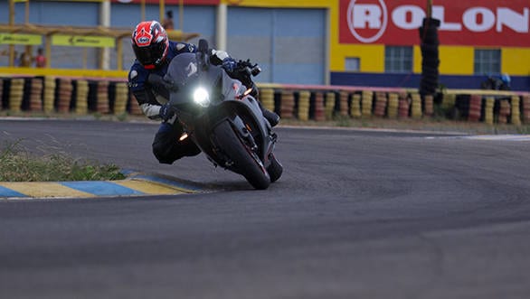 2017 Suzuki GSX-R1000A action