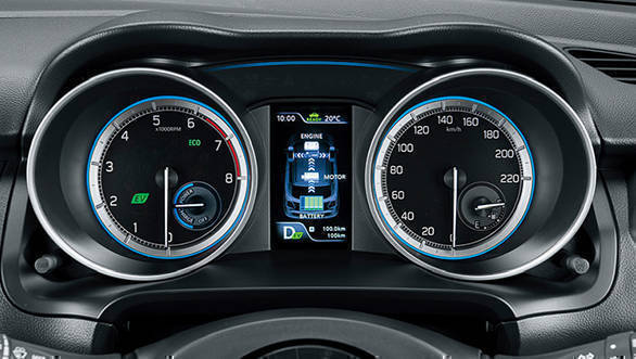 Suzuki Swift hybrid 2017-3