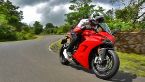 2017 Ducati SuperSport launched in India | Details and specifications