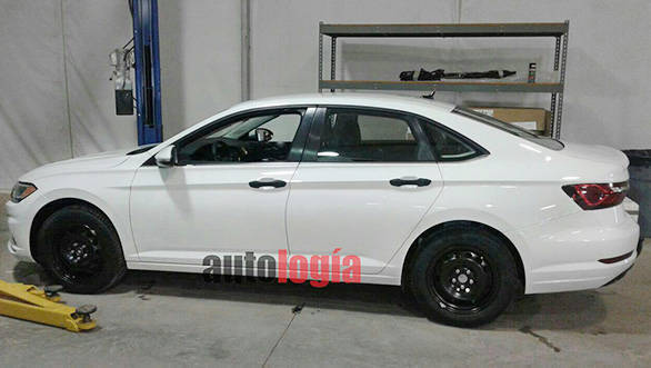 Spotted: India-bound New-gen Volkswagen Jetta to debut in 2018