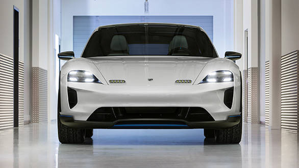 Geneva Motor Show 2018: 2019 Porsche Mission E Cross Turismo revealed