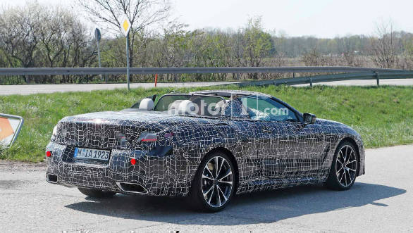 BMW 8 Series spotted testing in convertible form