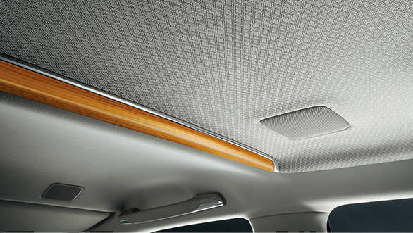 2018 Toyota Century flagship sedan image gallery