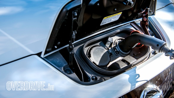 Simple tech: Living with electric vehicles