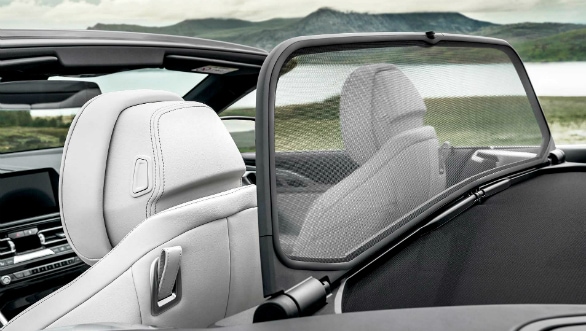 The 2019 BMW 8 Series convertible has been revealed