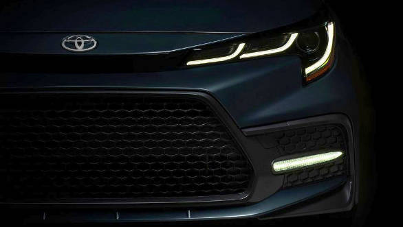 Toyota Corolla Sedan teased ahead of November 16 global debut