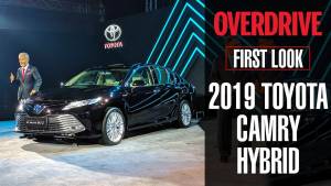2019 Toyota Camry Hybrid | First Look