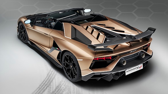 2019 Geneva Motor Show: Lamborghini Aventador SVJ Roadster unveiled