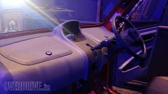 Image gallery: Bajaj Qute quadricycle Maharashtra launch