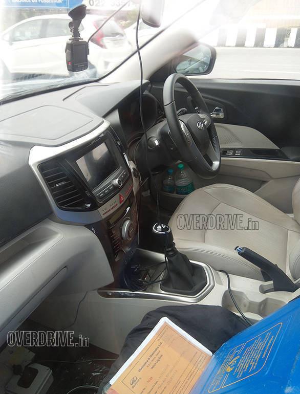 BSVI Mahindra XUV300 spotted on test near Pune - India launch soon