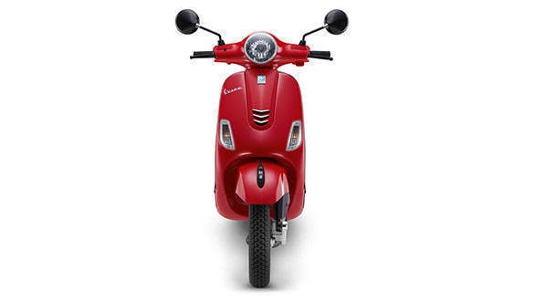 Vespa Urban Club 125cc scooter launched in India for Rs 72,190