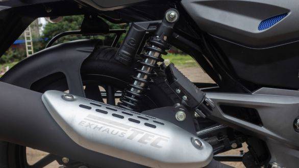 Bajaj Pulsar 125 first ride review OVERDRIVE
