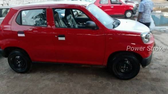 Maruti Suzuki S-Presso spotted undisguised ahead of India launch on September 30