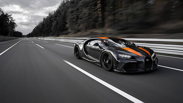 Bugatti Chiron becomes the first hypercar to cross 300mph barrier