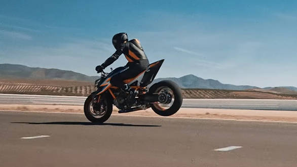 KTM 1290 Duke R teased in a video ahead of its debut at EICMA 2019